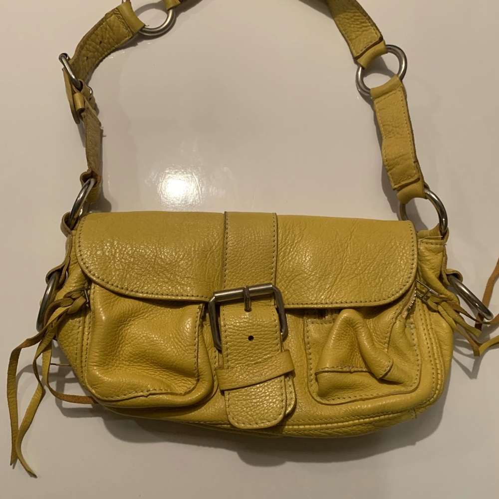 Yellow Roots purse - Picture 2 of 4